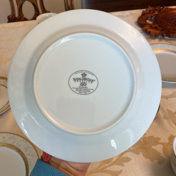 Primavera by ROYAL HERITAGE Kettle - Picture 4 of 6